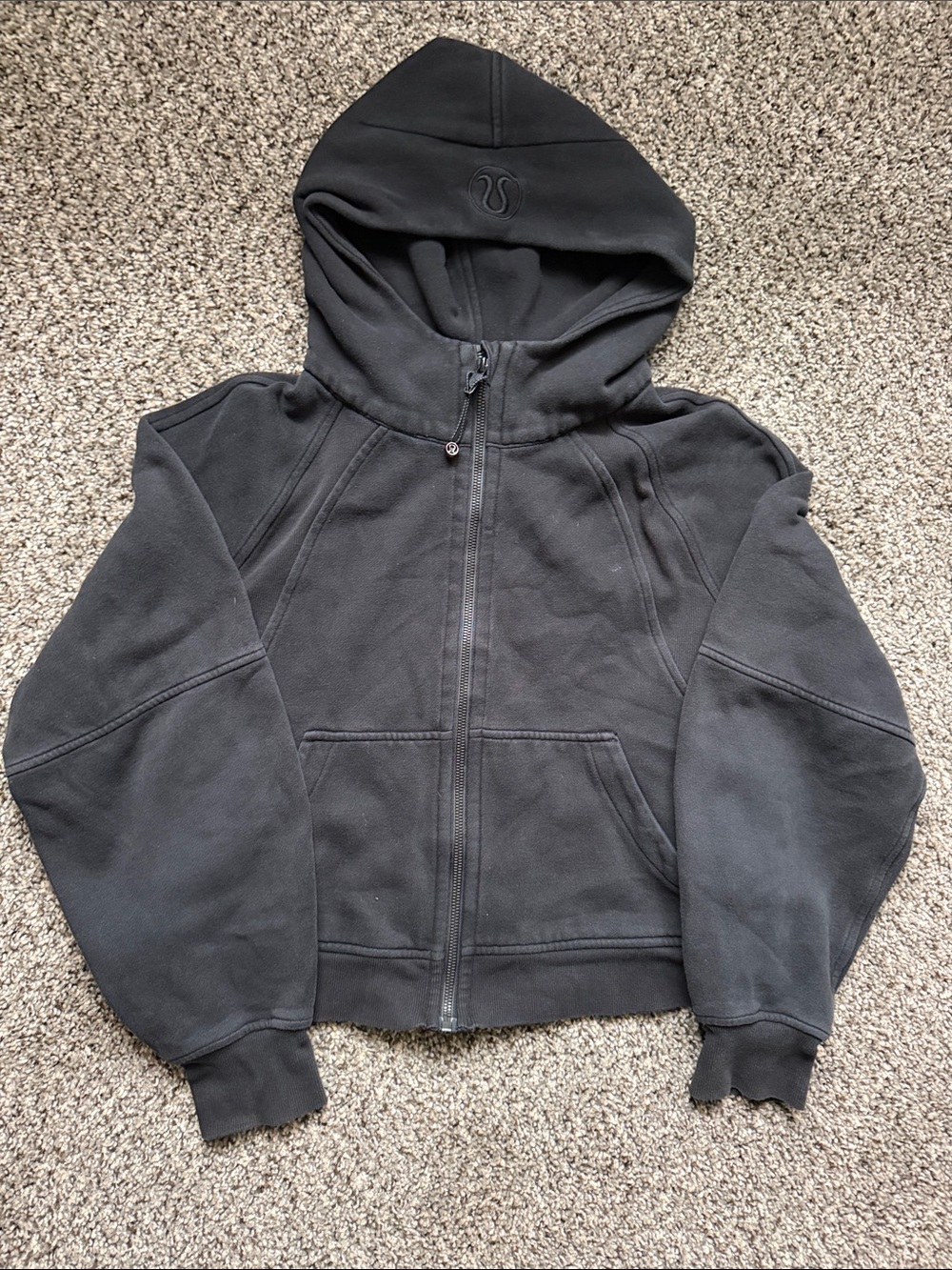 lululemon cropped Black Full-Zip Hoodie Jacketsize medium